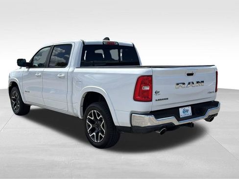 Used 2025 RAM 1500 Laramie AWD/4WD image 5