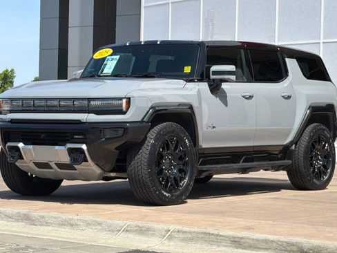 Used 2025 GMC Hummer EV 2X AWD/4WD image 8