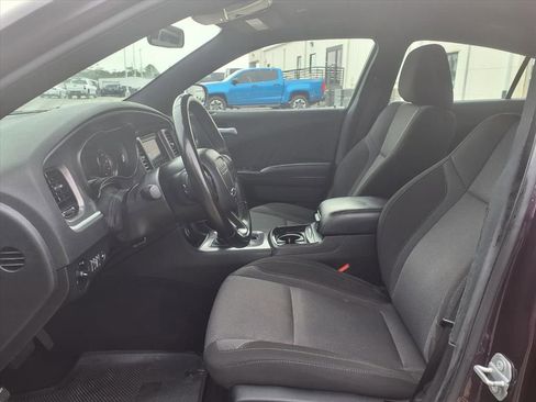 Used 2020 Dodge Charger SXT w/ Blacktop Package image 15
