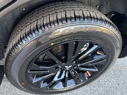 New 2026 Mitsubishi Eclipse Cross Black Edition image 12