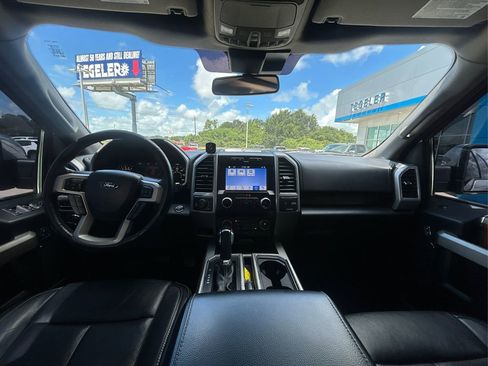 Used 2019 Ford F150 Lariat w/ Equipment Group 502A Luxury AWD/4WD image 20