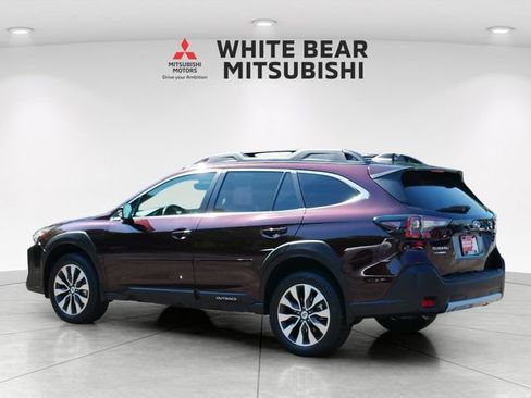 Used 2024 Subaru Outback Limited XT AWD/4WD image 4