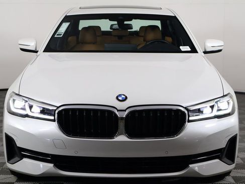 Used 2022 BMW 530i w/ Convenience Package image 2