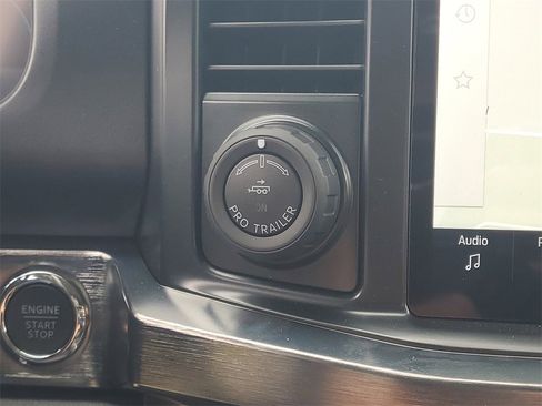 New 2025 Ford F250 Lariat w/ Lariat Ultimate Package image 21