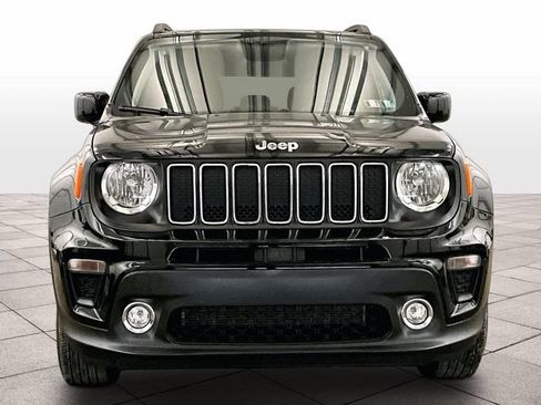 Used 2020 Jeep Renegade Latitude w/ Cold Weather Group AWD/4WD image 3