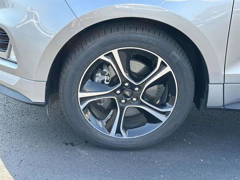 Used 2020 Ford Edge ST w/ Cold Weather Package image 8