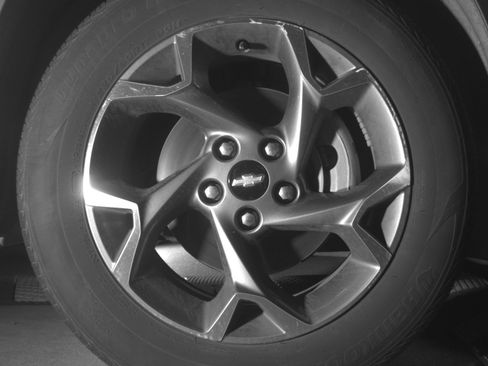 Used 2025 Chevrolet Trax LT FWD image 13