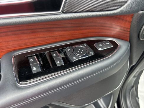 Used 2022 Lincoln Navigator L Reserve image 13