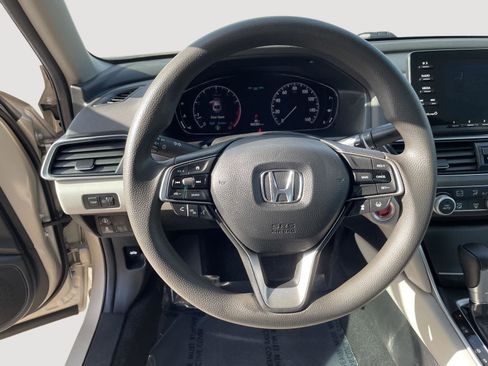 Used 2019 Honda Accord LX image 13