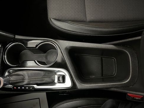 Used 2022 Buick Encore GX Select w/ Sport Touring Package image 23