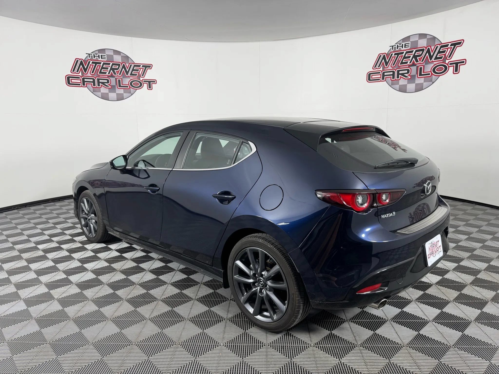 Used 2023 MAZDA MAZDA3 s FWD image 5