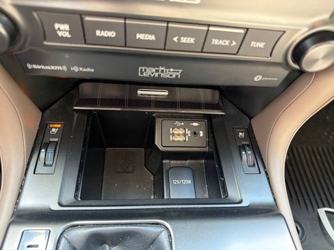 Used 2023 Lexus GX 460 Premium AWD/4WD image 21