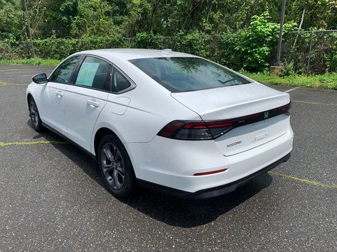 Used 2023 Honda Accord EX image 5