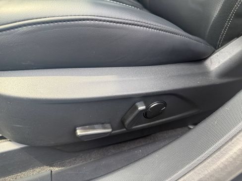 Used 2022 Ford Mustang Mach-E Premium RWD image 23
