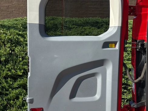 Used 2018 Ford Transit 350 XL RWD image 14