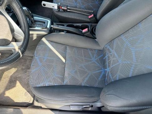 Used 2013 Ford Fiesta SE FWD image 18