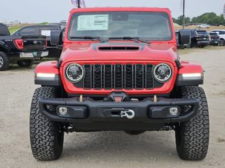 New 2025 Jeep Wrangler Unlimited Rubicon 392 video 3