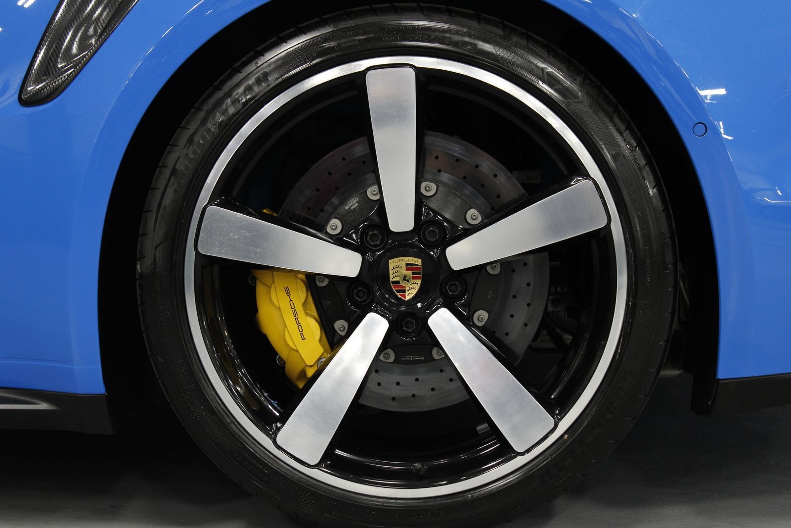 Certified 2024 Porsche 911 Turbo S AWD/4WD image 11