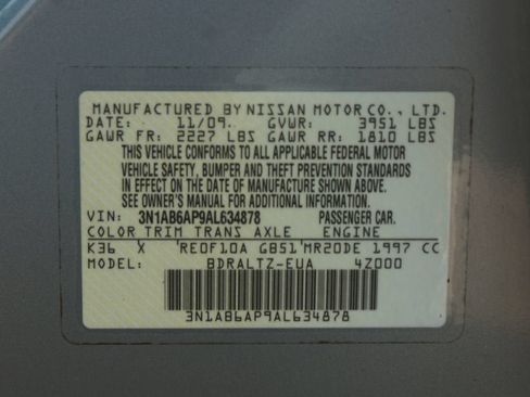Used 2010 Nissan Sentra 2.0 S FWD image 17
