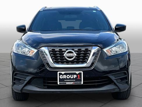 Used 2019 Nissan Kicks S FWD image 4