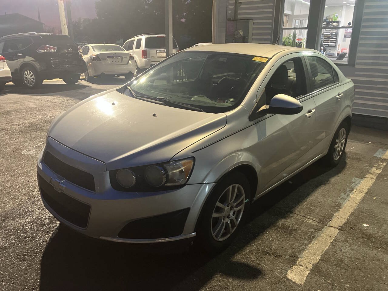 Used 2014 Chevrolet Sonic LT FWD image 1