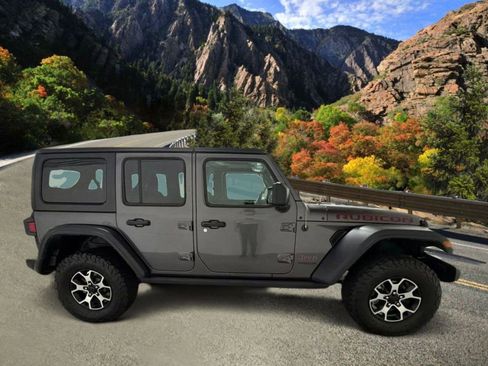 Used 2021 Jeep Wrangler Unlimited Rubicon w/ Cold Weather Group image 5