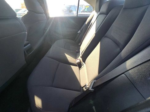 Used 2022 Toyota Corolla LE image 21