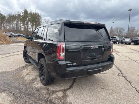 Used 2019 GMC Yukon SLT w/ Graphite Performance Edition image 6