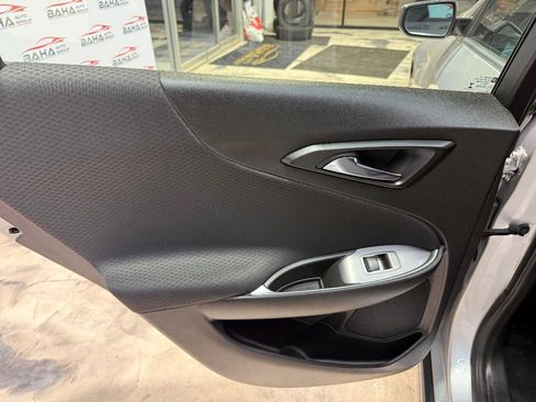 Used 2022 Chevrolet Malibu LT image 43