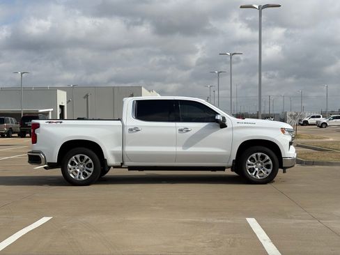 Certified 2025 Chevrolet Silverado 1500 LTZ image 8