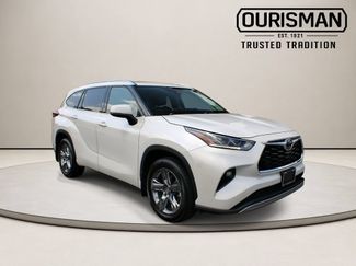 Used 2021 Toyota Highlander Platinum AWD/4WD video 1
