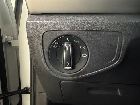 Used 2022 Volkswagen Atlas SE image 10