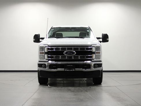 Used 2023 Ford F350 XLT image 9