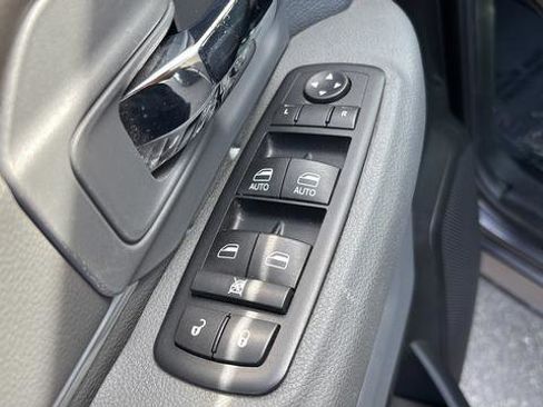 Used 2016 RAM 1500 Big Horn AWD/4WD image 12
