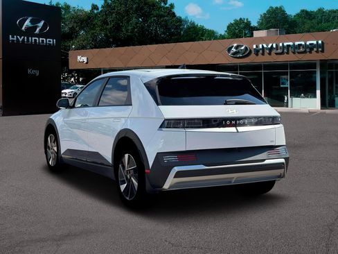 New 2026 Hyundai Ioniq 5 SEL image 9