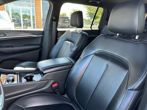 Used 2025 Jeep Grand Cherokee L Limited AWD/4WD image 26