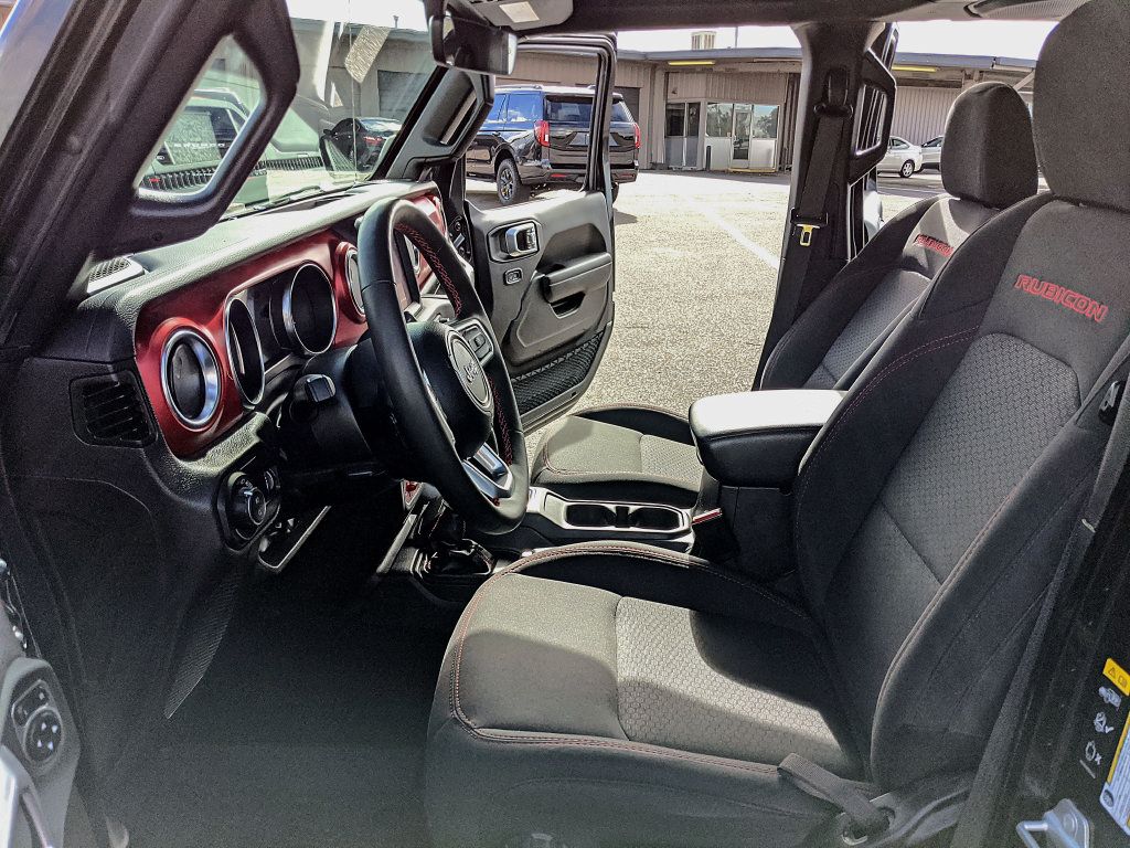 Used 2023 Jeep Gladiator Rubicon w/ Cold Weather Group AWD/4WD image 13
