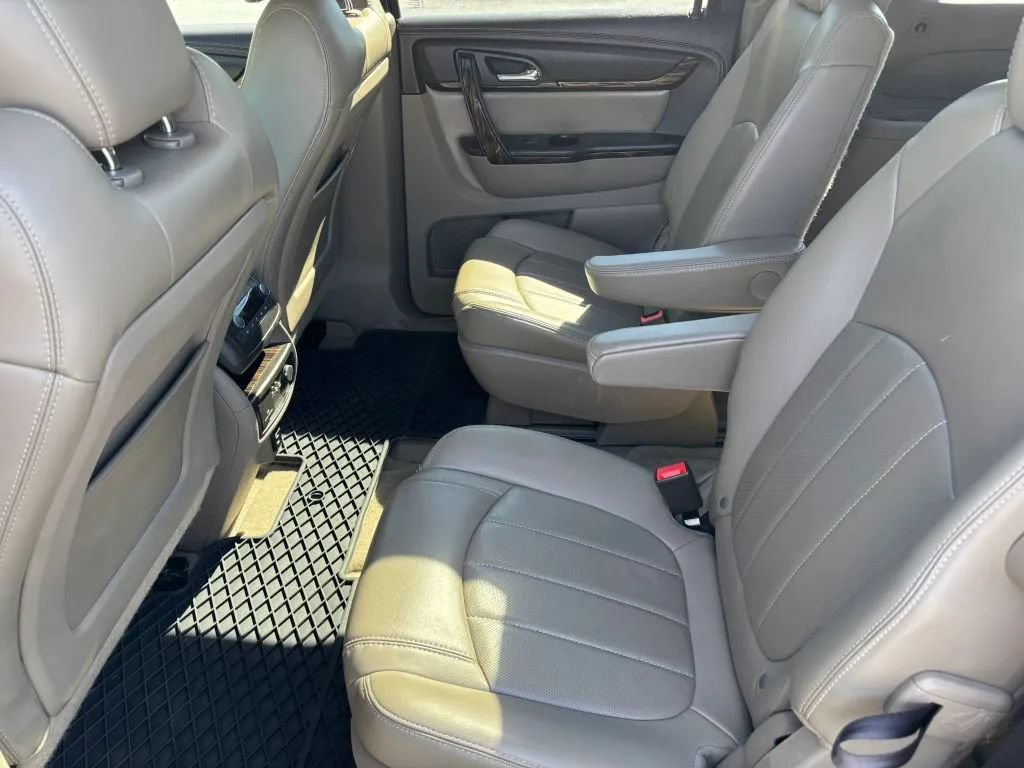 Used 2016 GMC Acadia Denali AWD/4WD image 14