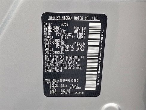 Used 2024 Nissan Armada SL w/ Captain's Chairs Package image 27