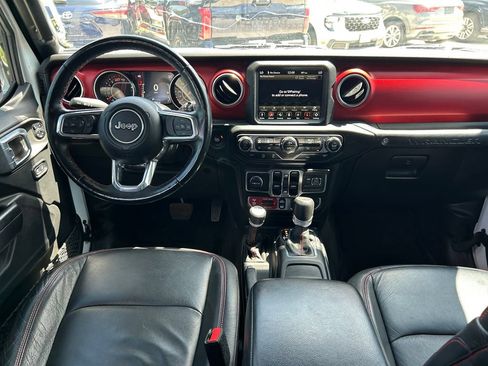 Used 2023 Jeep Wrangler Unlimited Rubicon w/ LED Lighting Group AWD/4WD image 17