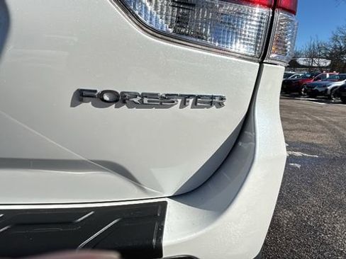 Used 2021 Subaru Forester Limited image 30