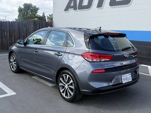 Used 2018 Hyundai Elantra GT FWD image 6