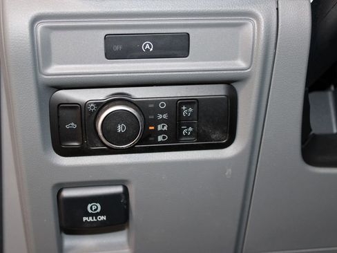 Used 2025 Ford F150 XLT w/ Equipment Group 301A Standard image 23