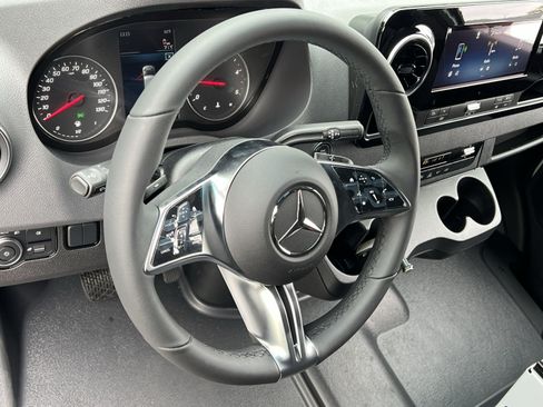 New 2026 Mercedes-Benz Sprinter 2500 image 21