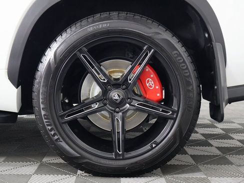 Used 2022 Toyota Highlander Platinum image 17