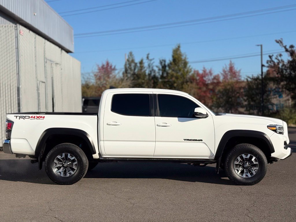 Used 2023 Toyota Tacoma TRD Off-Road AWD/4WD image 6