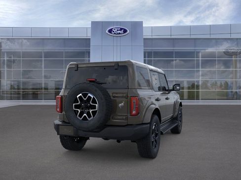 New 2026 Ford Bronco Outer Banks AWD/4WD image 8