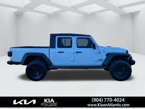 Used 2021 Jeep Gladiator Sport w/ Trailer Tow Package image 2