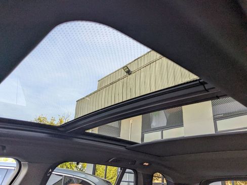 Used 2022 BMW X5 xDrive40i w/ M Sport Package image 8