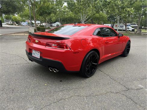 Used 2015 Chevrolet Camaro SS w/ SS Performance Package RWD image 7
